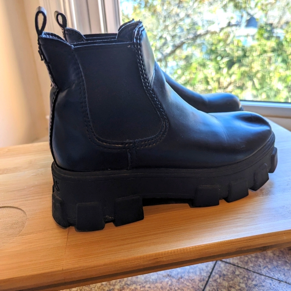 Sam Edelman Circus black chunky Chelsea boots size 7